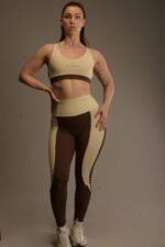 Naisten urheiluleggingsit – korkeavyötäröiset, kaksiväriset, ribbineulos