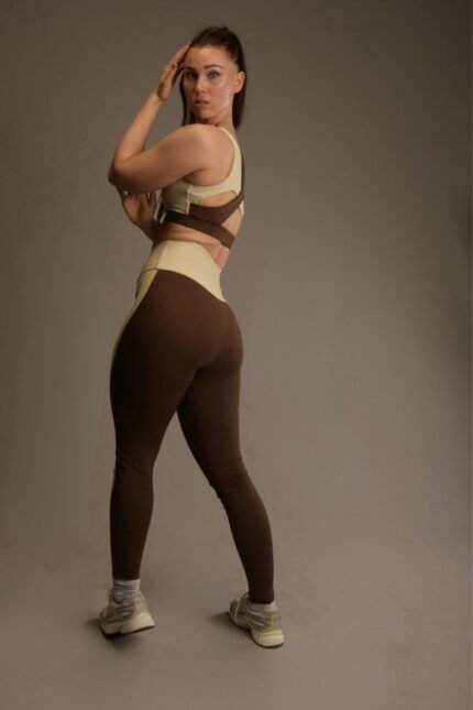 Naisten urheiluleggingsit – korkeavyötäröiset, kaksiväriset, ribbineulos